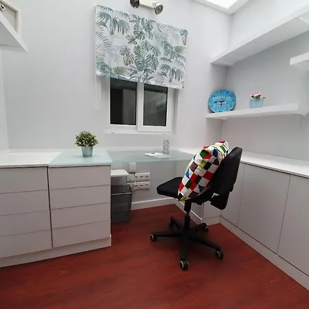 House Апартаменты *
